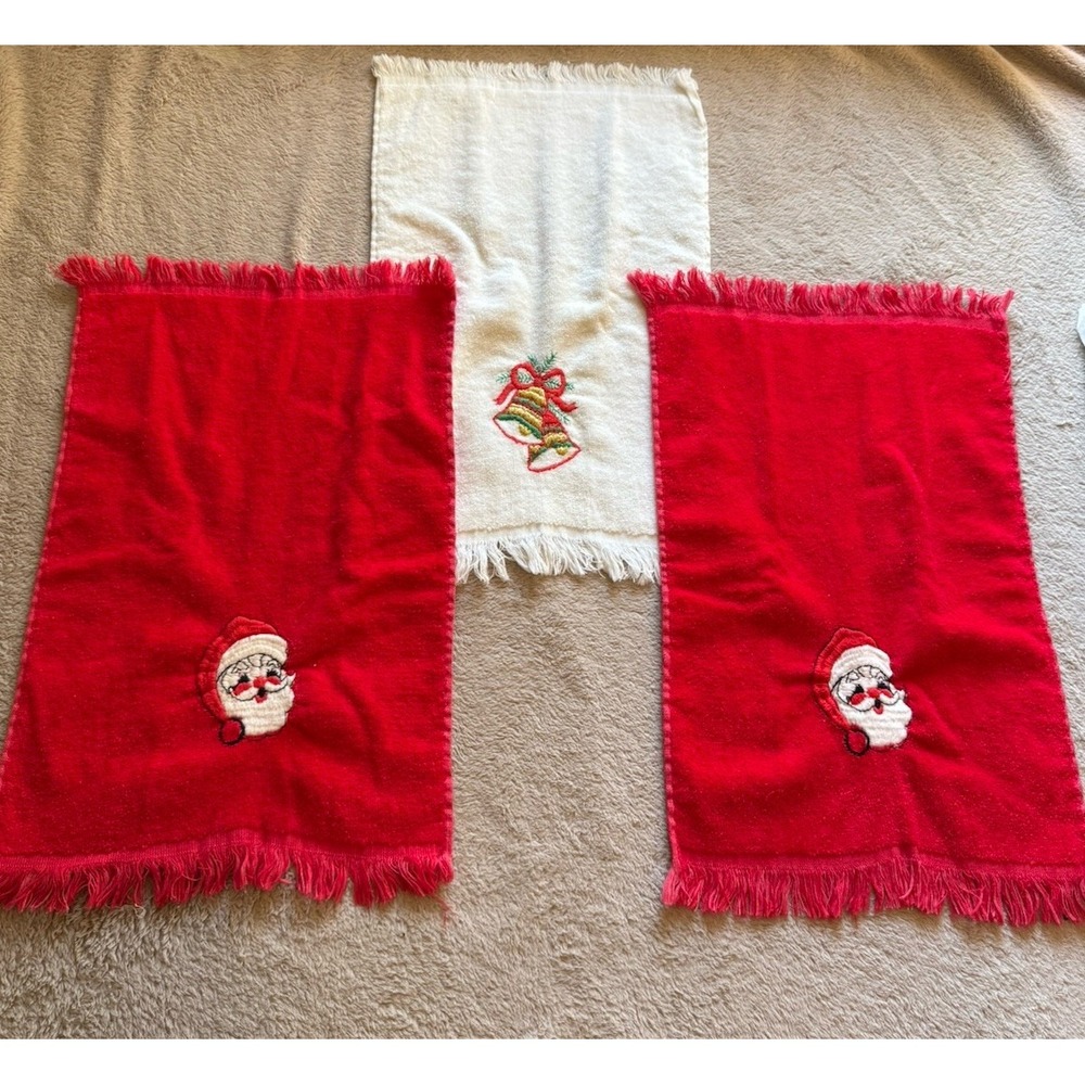 Vintage Bucilla Christmas Fingertip Towels Santa Fringe Set of 3 Tea Embroidered